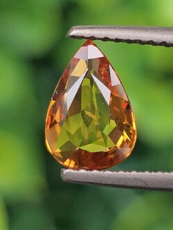 พลอย บุษราคัม yellow sapphire 1.12 กะรัต (Cts.) พลอยแท้ อัญมณีมงคลประจําวันเกิด เครื่องประดับพลอย