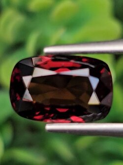 พลอย สปิเนล (Spinel) 2.24 กะรัต (Cts.) ดิบ (Unheated) พลอยแท้ อัญมณีมงคลประจําวันเกิด เครื่องประดับพลอย