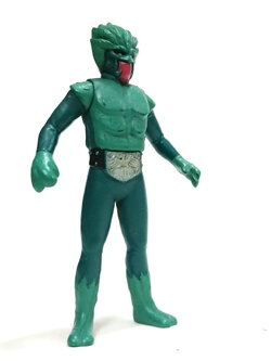 ซอฟ 4 นิ้ว ขนาดตามรูป สัตว์ประหลาด ซาโบเทก้อน สมุนองค์การช้อคเกอร์ จากไรเดอร์ 1 สภาพดี มีรอยบ้าง