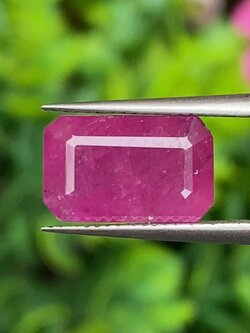 พลอย ทับทิม พม่า (Burmese Ruby Sapphire) 1.90 กะรัต พลอยแท้ อัญมณีมงคลประจําวันเกิด เครื่องประดับพลอย