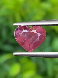 พลอย ทับทิม Ruby sapphire 2.09 กะรัต (Cts) ดิบ Unheated พลอยแท้ อัญมณีมงคลประจําวันเกิด เครื่องประดับพลอย