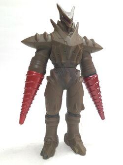 ซอฟ 5-5.5 นิ้ว หุ่นยนต์Legionoids (Alpha) จากอุลตร้าแมนซีโร่ มือสอง สภาพดี มีรอยบ้าง มีปั๊มใต้เท้า