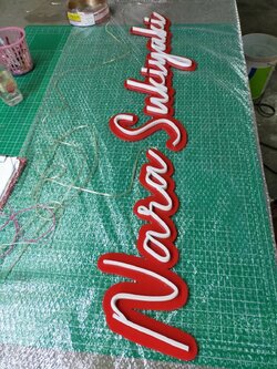 ป้ายไฟนีออน flex พื้นอะคริลิคสีแดง ติดไฟสีขาว ขนาด 130*30cm.