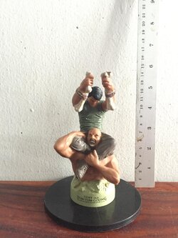 ของสะสม ท็อปเปอร์ จา พนม จากภาพยนต์เรื่อง ต้มยำกุ้ง ** สีถลอกบ้าง Topper Tony Ja fighting with villain in the movie, Tom Yum Goong