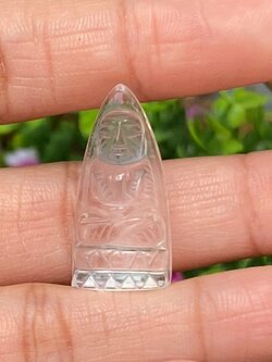 ควอตซ์ แกะสลัก หลวงปู่ทวด Quartz 2 พลอยแท้ อัญมณีมงคลประจําวันเกิด เครื่องประดับพลอย