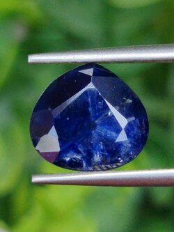 พลอย ไพลิน ทราปิเช่ Trapiche Blue Sapphire 3.96 กะรัต (Cts.) พร้อมใบเซอร์ พลอยแท้ อัญมณีมงคลประจําวันเกิด เครื่องประดับพลอย