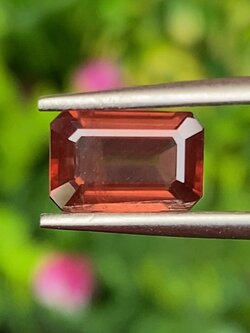 พลอย เพทาย Natural Zircon 1.92 กะรัต (Cts.) พลอยแท้ อัญมณีมงคลประจําวันเกิด เครื่องประดับพลอย