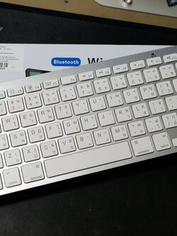 รับซื้อ Keyboard mouse Mac apple ให้ราคาดีที่สุด รับถึงที่ รับทั้งเม้าส์ คีร์บอร์ด และ ปากกา รุ่นไหนก็ได้ที่เกี่ยวกับ apple