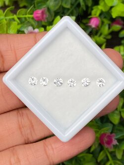 พลอย เพทาย Natural Zircon 1.88 กะรัต (Cts.) 6 เม็ด (Pcs.) พลอยแท้ อัญมณีมงคลประจําวันเกิด เครื่องประดับพลอย