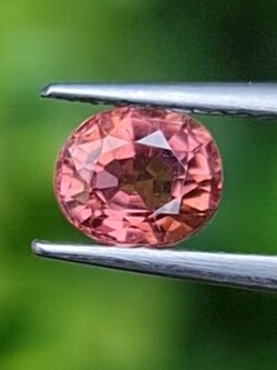 พลอย ทัวร์มารีน (Tourmaline) 0.68 กะรัต (Cts.) อัญมณีมงคลประจําวันเกิด เครื่องประดับพลอย