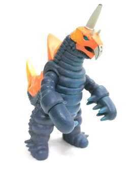 ของสะสม ซอฟ 7 นิ้ว สัตว์ประหลาด วาคิซิม จากอุลตร้าแมนเอส ปี 2006 สภาพดี *** มีรอยสีถลอกเล็กน้อยบางจุด