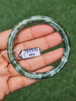 JB0703-003 หยก พม่า แท้ Jade กำไลหยก (Jadeite bracelet) พม่า (Myanmar) 56.5 มม.