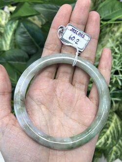 J05C003 หยก พม่า แท้ Jade กำไลหยก 60.2 มม (Jade bracelet) พม่า (Myanmar)