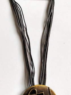 สร้อยคอสไตล์โบฮีเมี่ยน สายเชือกสีเขียว น้ำตาล และ ดำ พร้อมจี้แบบต่างๆ