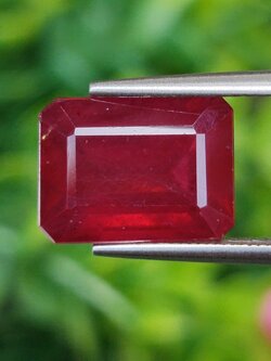 พลอย ทับทิม Ruby sapphire 8.27 กะรัต (Cts.) พลอยแท้ อัญมณีมงคลประจําวันเกิด เครื่องประดับพลอย