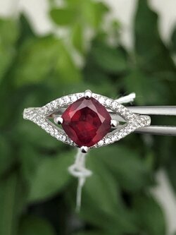 แหวน พลอยแท้ ทับทิม (Size) 56 Ruby Ring ตัวเรือนเงินแท้ ชุบทองคำขาว ประดับด้วยเพชร CZ เผาใหม่