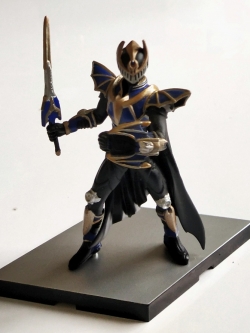 ของเล่น ของสะสมมาสค์ไรเดอร์ ไรเดอร์ไนท์เซอไวส์ ฐานสี่เหลียมขนมเปียกปูน ตัวขนาดกาชาปอง รายฃะเอียดชัดเจน ฐาน/อาวุธครบ จาก ไกรเดอร์ริวคิ