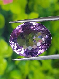 พลอย อเมทิส Amethyst 12.36 กะรัต (Cts.) พลอยแท้ อัญมณีมงคลประจําวันเกิด เครื่องประดับพลอย