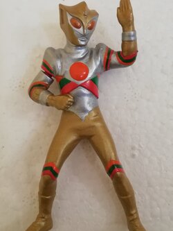 กาชาปอง ทริปเปิ้ลไฟเตอร์ Tripple Fighter ฮีโร่จากซึบุราย่า TSUBURAYA ของเก่า