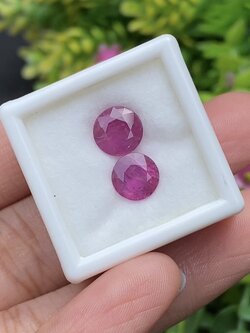 พลอย ทับทิม (Ruby Sapphire) 2.12 กะรัต (Cts.) 2 เม็ด (Pcs.) พลอยแท้ อัญมณีมงคลประจําวันเกิด เครื่องประดับพลอย