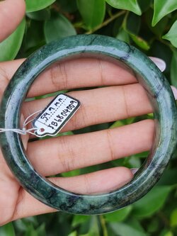 JB6804009 หยก พม่า แท้ Jade กำไลหยก 59.9 มม. (Jadeite bracelet) พม่า (Myanmar)