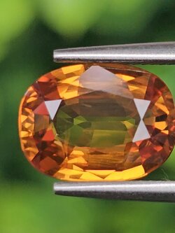 พลอย บุษราคัม yellow sapphire 2.89 กะรัต (Cts.) พลอยแท้ อัญมณีมงคลประจําวันเกิด เครื่องประดับพลอย