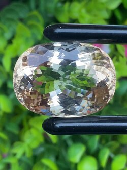 พลอย สแคปโพไลท์ Scapolite 59.22 กะรัต Cts. พร้อมใบเซอร์ พลอยแท้อัญมณีมงคล ประจําวันเกิด เครื่องประดับพลอย