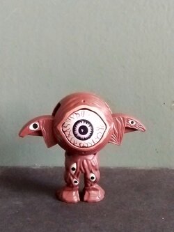 มีหลายภาพ ของเล่นไข่ สัตว์ประหลาด กันคิว (GUN Q) ศัตรูของ อุลตร้าแมนไกอา ของมีตามภาพ