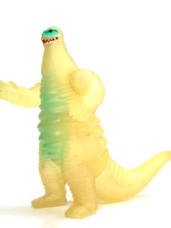 ซอฟ3.5-4นิ้ว ขนาดตามรูป สัตว์ประหลาดเรดคิงส์ รุ่นตัวพิเศษ ตัวใส สภาพดี มีรอยบ้าง