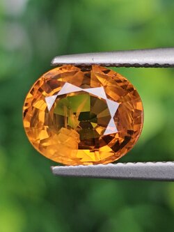 พลอย บุษราคัม yellow sapphire 4.51 กะรัต (Cts.) พลอยแท้ อัญมณีมงคลประจําวันเกิด เครื่องประดับพลอย