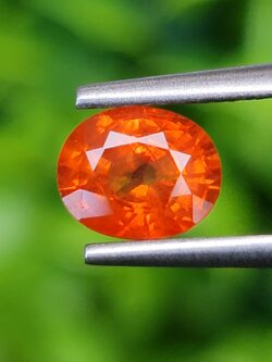 พลอย บุษราคัม Yellow Sapphire 1.12 กะรัต (Cts.) พลอยแท้ อัญมณีมงคลประจําวันเกิด เครื่องประดับพลอย