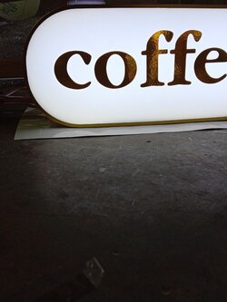 ป้ายกล่องไฟ