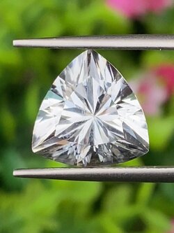 พลอย ไวท์ โทแพซ (White Topaz) 6.74 กะรัต (Cts.) พลอยแท้ อัญมณีมงคลประจําวันเกิด เครื่องประดับพลอย