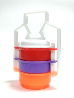 ปิ่นโตพลาสติก ของเก่าเรทโทร 2นิ้วถอดแยกชิ้นได้ขนาดตามรูป สภาพดี