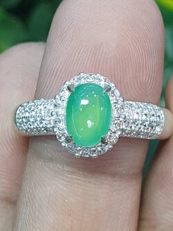หยก พม่า แท้ Jade แหวนหยก (jadeite) 1.28 กะรัต (Cts.) (Size) 61 ดิบ ไม่ผ่านการปรับปรุง (Type A) พม่า (Myanmar)
