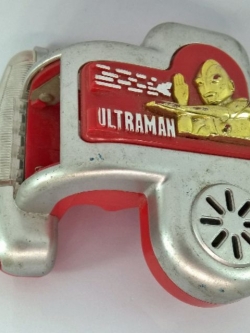 ของสะสม อุปกรณ์รัดข้อมือ เครื่องปล่อยสเปเซี่ยม อุลตร้าแมน สำหรับสะสมเท่านั้น ใช้งานไม่ได้,มือ2 ชำรุดตามภาพ