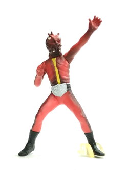 กาชาปอง สัตว์ประหลาด ยาโมเกรัส จาก ไรเดอร์1 ขนาดตามภาพ มีฐานน้ำแข็ง สภาพดี