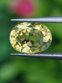 พลอย คริโซเบริล (Chrysoberyl) 1.23 กะรัต (Cts.) พลอยแท้ อัญมณีมงคลประจําวันเกิด เครื่องประดับพลอย