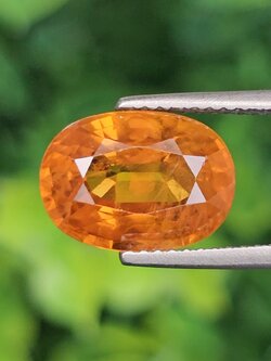 พลอย บุษราคัม yellow sapphire 5.37 กะรัต (Cts.) พลอยแท้ อัญมณีมงคลประจําวันเกิด เครื่องประดับพลอย