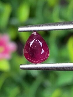 พลอย ทับทิม สยาม Siam Ruby Sapphire 0.75 กะรัต (Cts.) พลอยแท้ อัญมณีมงคลประจําวันเกิด เครื่องประดับพลอย