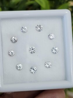 พลอย ขาว ไวท์ แซฟไฟร์ White Sapphire 10 เม็ด 2.26 กะรัต (Cts.) ดิบ (Unheated) พลอยแท้ อัญมณีมงคลประจําวันเกิด เครื่องประดับพลอย