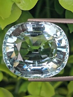 พลอย อความารีน Aquamarine 28.28 กะรัต (Cts.) พลอยแท้ อัญมณีมงคลประจําวันเกิด เครื่องประดับพลอย