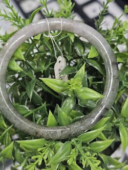 JB0703-014 หยก พม่า แท้ Jade กำไลหยก (Jadeite bracelet) พม่า (Myanmar) 62.1 มม.