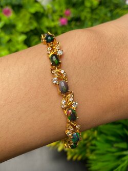 สร้อยข้อมือ พลอยแท้ แบล็ค โอปอล Black Opal Bracelet 9 เม็ด พลอยแท้ อัญมณีมงคลประจําวันเกิด เครื่องประดับพลอย