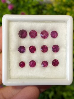 พลอย ทับทิม สยาม Siam Ruby sapphire 13 เม็ด 5.94 กะรัต (Cts.) พลอยแท้ อัญมณีมงคลประจําวันเกิด เครื่องประดับพลอย