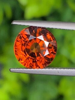 พลอย เพทาย Natural Zircon 6.61 กะรัต (Cts.) พลอยแท้ อัญมณีมงคลประจําวันเกิด เครื่องประดับพลอย