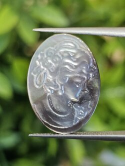 เปลือกหอยมุก แกะสลัก Pearl Shell Carved 3.07 กะรัต (Cts.)