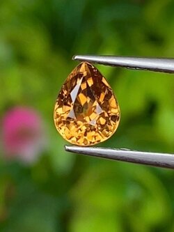 พลอย เพทาย (Zircon) 1.31 กะรัต (Cts.) พลอยแท้ อัญมณีมงคลประจําวันเกิด เครื่องประดับพลอย