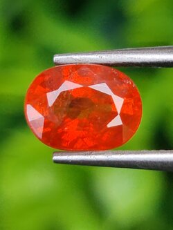 พลอย บุษราคัม Yellow Sapphire 1.90 กะรัต (Cts.) พลอยแท้ อัญมณีมงคลประจําวันเกิด เครื่องประดับพลอย