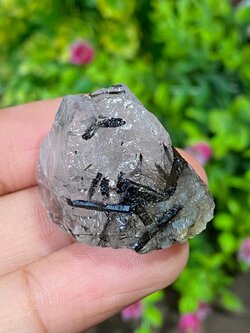 ก้อน ไหมดำ ควอตซ์ แก้วขนเหล็ก Black Rutilated Quartz Rough 80.46 กะรัต Cts. พลอยแท้ อัญมณีมงคลประจําวันเกิด เครื่องประดับพลอย